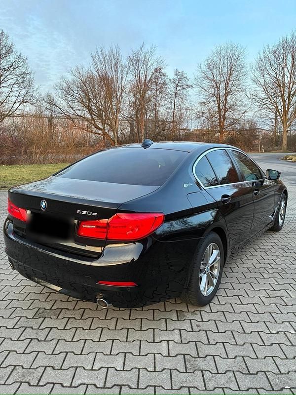 Gebraucht BMW 530e Performance 292 PS (214 kW) 2020 Schwarz Limousine