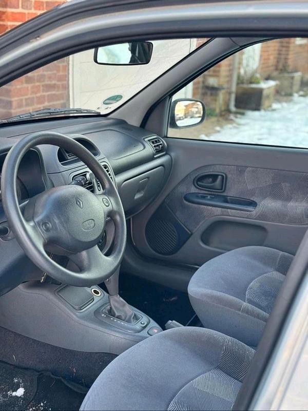 Gebraucht Renault Clio II 2000 Silber Kombi