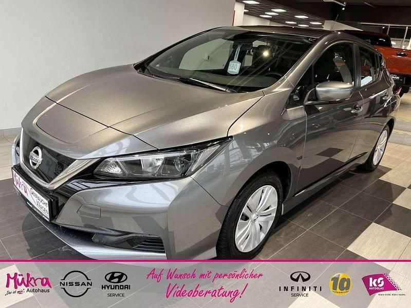 Gun grau Gebraucht 2021 Nissan Leaf Kleinwagen | 11.990 € (Superpreis) - Bild 1/4