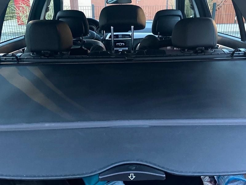 Gebraucht Mercedes C220 Avantgarde 170 PS (125 kW) 2012 Schwarz Kombi