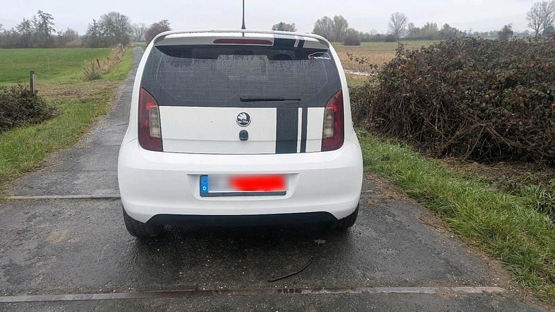 Gebraucht Skoda Citigo 60 PS (44 kW) 2016 Weiß Kleinwagen
