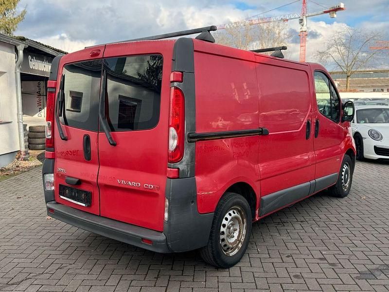 Gebraucht Opel Vivaro 114 PS (83 kW) 2007 Rot Van / Kleinbus