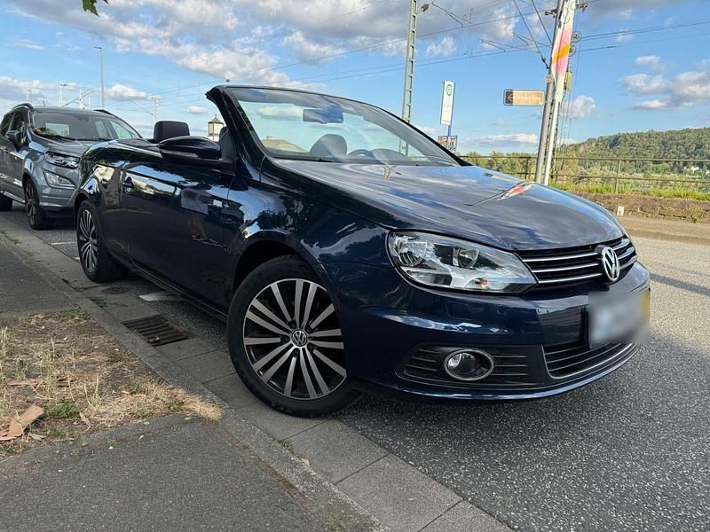 Usata VW Eos 122 CV (89 kW) 2012 Blu Cabrio