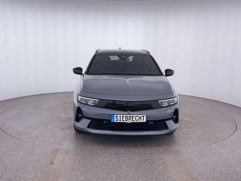 Neu Opel Astra 131 PS (96 kW) 2025 Grau Kombi