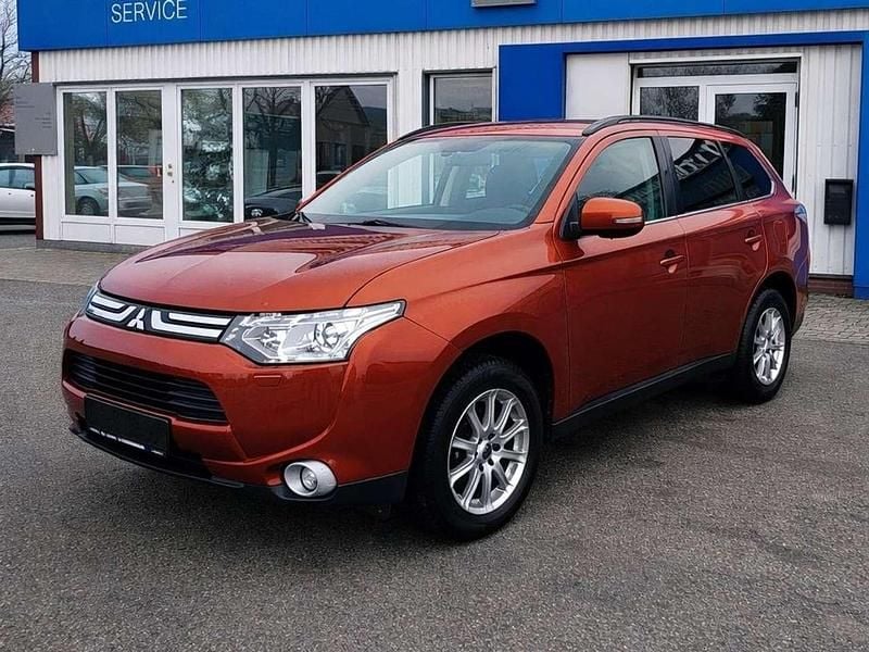 Gebraucht Mitsubishi Outlander Intense 150 PS (110 kW) 2013 C07 ext SUV