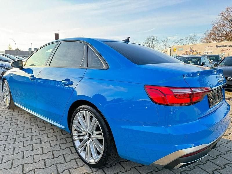 Gebraucht Audi A4 S-Line 136 PS (100 kW) 2021 Blau Limousine