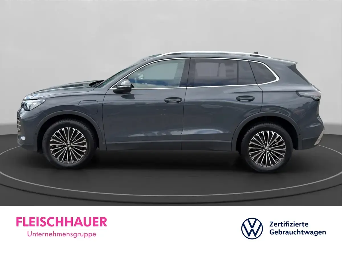 Gebraucht VW Tiguan 204 PS (150 kW) 2025 Grau SUV