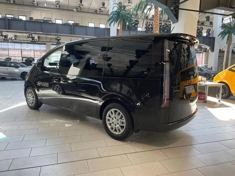 Gebraucht Hyundai Staria Trend 176 PS (129 kW) 2024 Braun Van / Kleinbus
