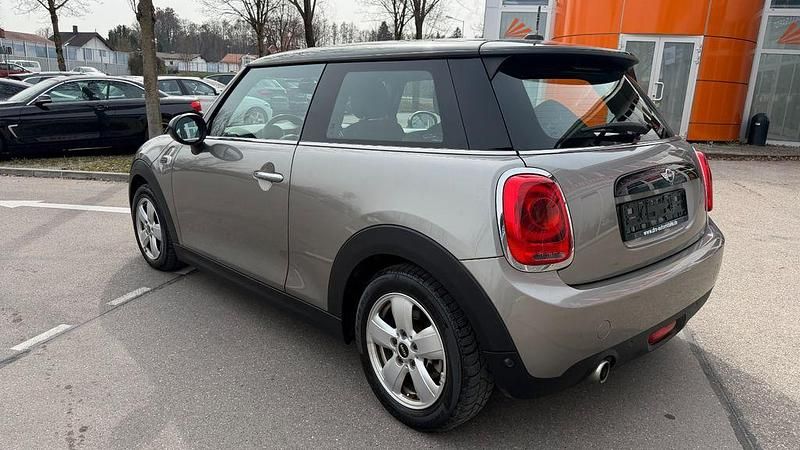 Gebraucht Mini Cooper D 116 PS (85 kW) 2017 Melting silver Kleinwagen
