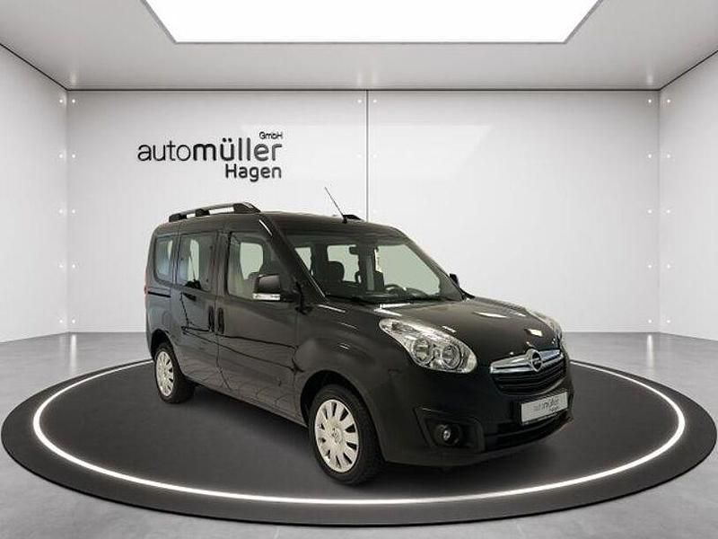 Mitternachtsschwarz mi2 Gebraucht 2018 Opel Combo Selection Van / Kleinbus | 9.990 € (Fairer Preis) - Bild 1/4