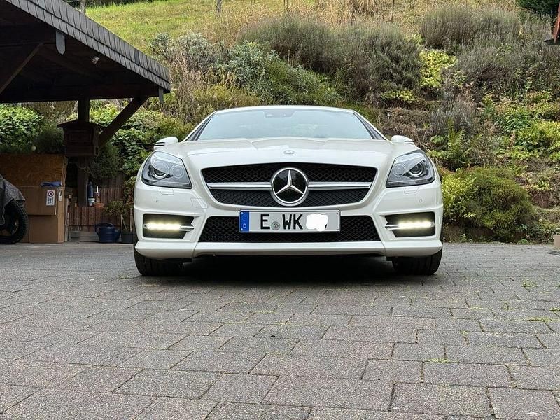 Second-hand Mercedes SLK200 AMG 184 CP (135 kW) 2015 Alb Cabrio