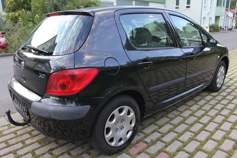 Gebraucht Peugeot 307 75 PS (55 kW) 2002 Schwarz Limousine