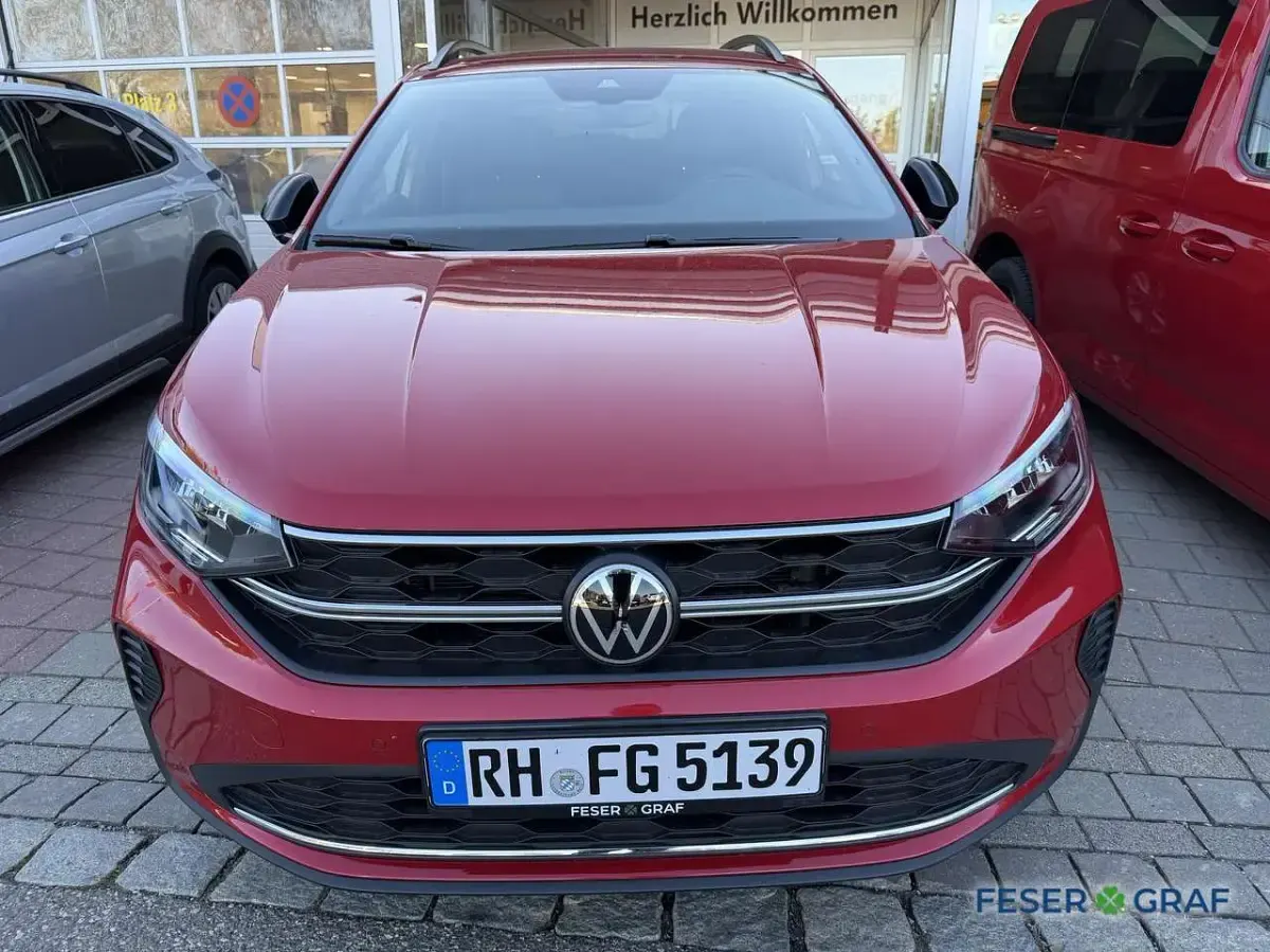 Gebraucht VW Taigo 95 PS (69 kW) 2026 Kings red metallic SUV