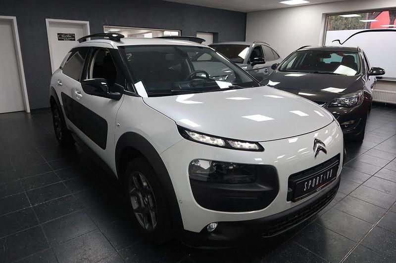 Gebraucht Citroën C4 Shine 110 PS (80 kW) 2016 Weiß Limousine