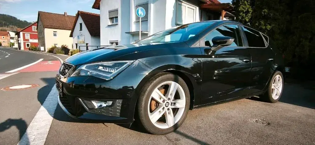 Gebraucht Seat Leon FR 150 PS (110 kW) 2016 Schwarz Limousine