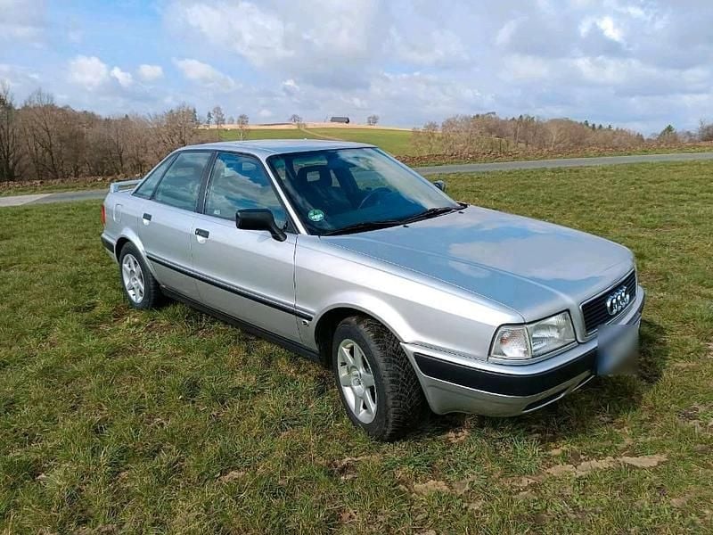 Gebraucht Audi 80 90 PS (66 kW) 1991 Silber Limousine