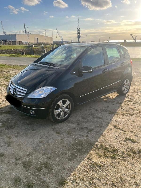 Gebraucht Mercedes A160 95 PS (69 kW) 2010 Schwarz Van / Kleinbus
