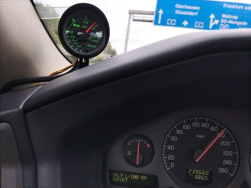 Gebraucht Volvo S60 250 PS (183 kW) 2001 Gold Limousine