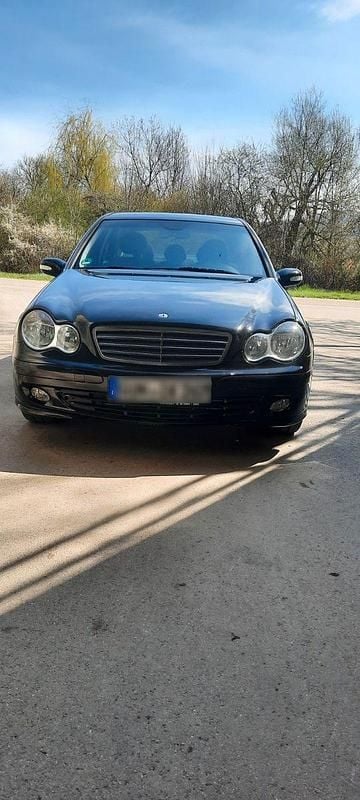 Gebraucht Mercedes 200 122 PS (89 kW) 2005 Schwarz Limousine