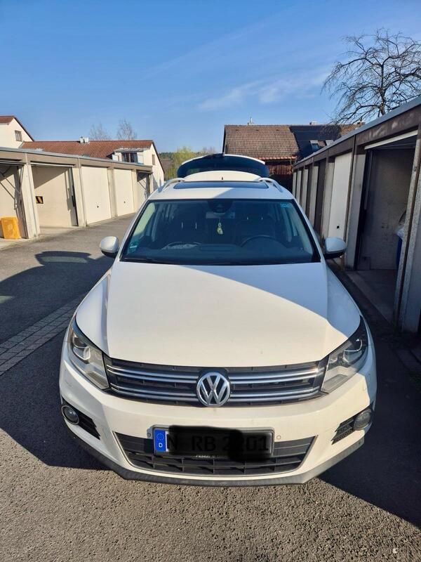 Weiß Gebraucht 2011 VW Tiguan SUV | 11.800 € (Etwas zu teuer) - Bild 1/4