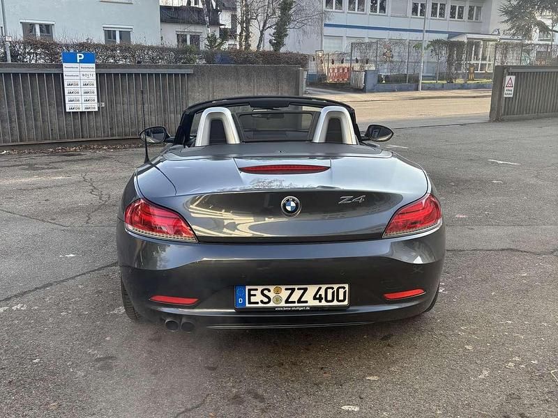 Gebraucht BMW Z4 156 PS (114 kW) 2014 Grau Cabrio