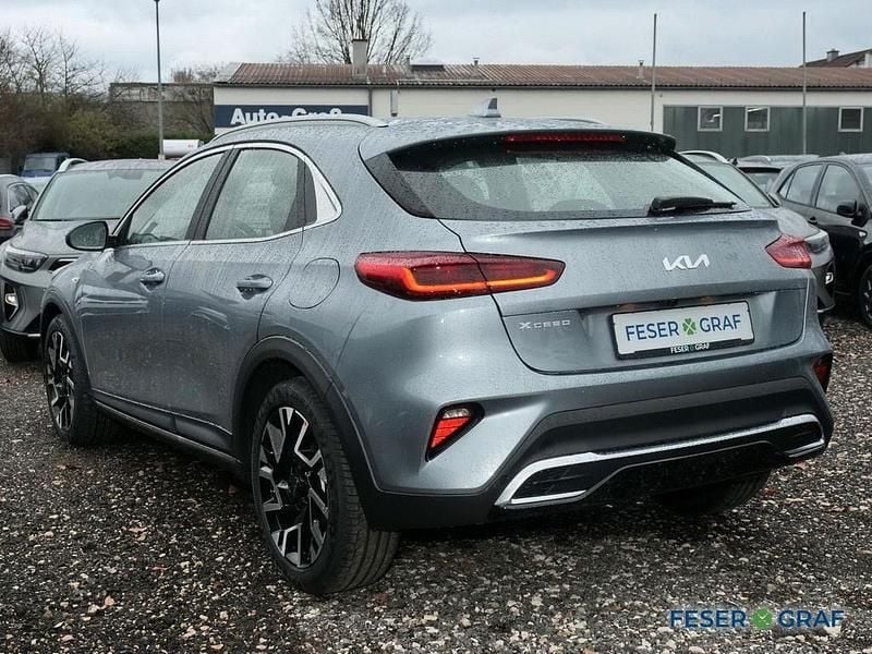 Neu Kia XCeed Comfort 150 PS (110 kW) 2025 Lunarsilber metallic SUV