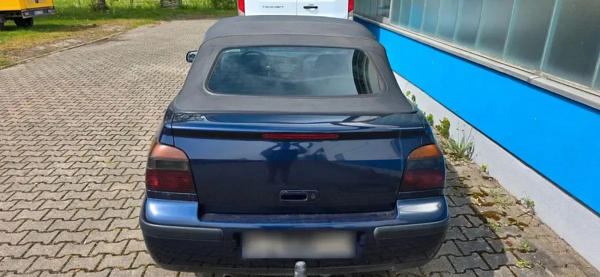 Gebraucht VW Golf Cabriolet Trendline 90 PS (66 kW) 2000 Blau Cabrio