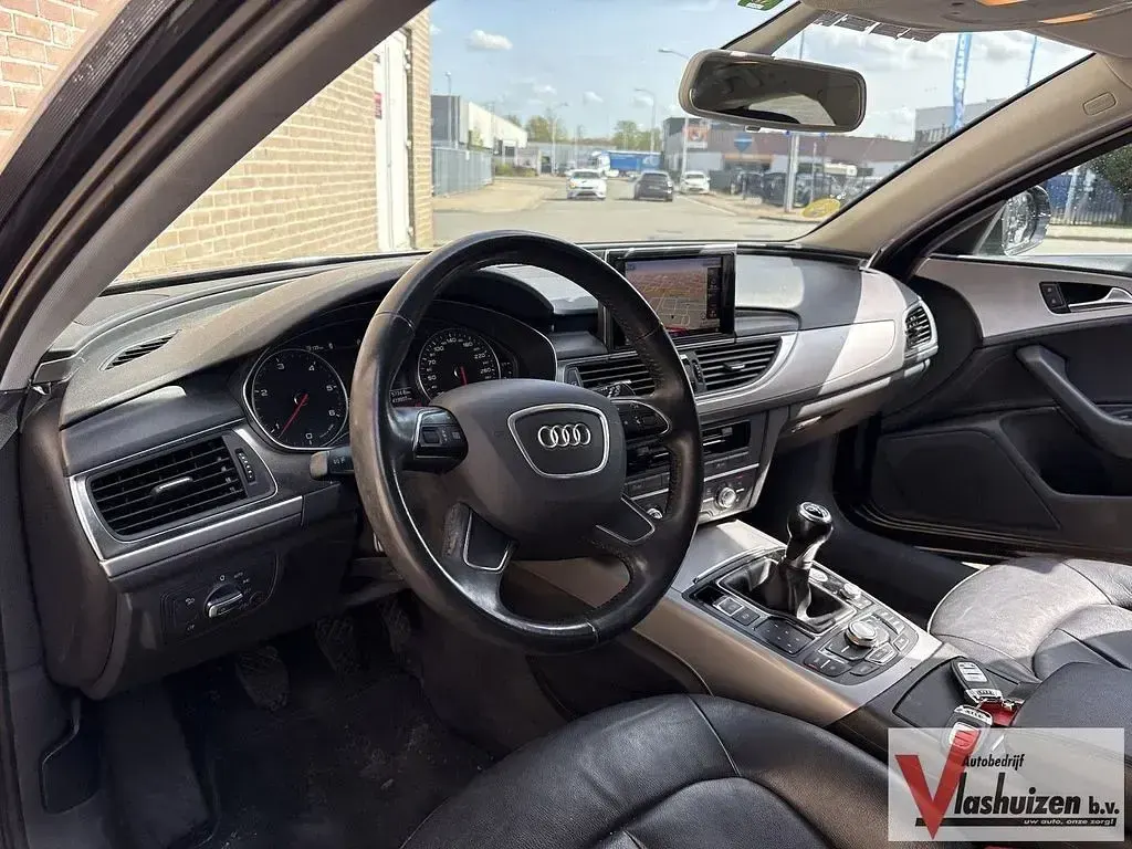 Używany Audi A6 Proline 177 KM (130 kW) 2011 Szary Kombi
