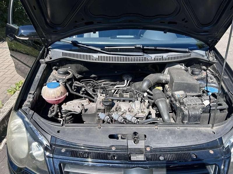 Schwarz Gebraucht 2009 VW Polo Comfortline Coupé | 3.500 € (Fairer Preis) - Bild 1/4