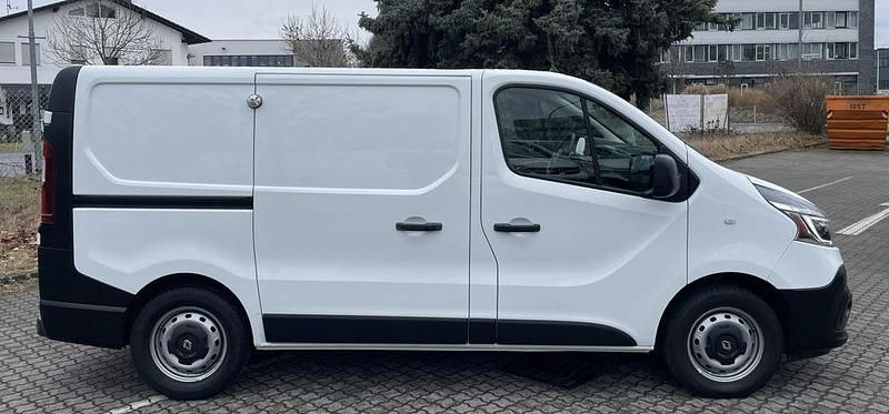 Gebraucht Renault Trafic 120 PS (88 kW) 2020 Weiß Van / Kleinbus