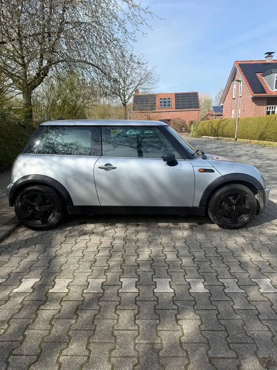 Occasion Mini Cooper 90 PK (66 kW) 2006 Zilver Hatchback