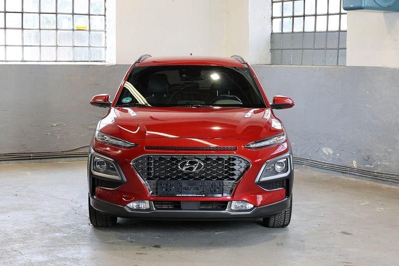 Gebraucht Hyundai Kona Style 120 PS (88 kW) 2019 Rot SUV