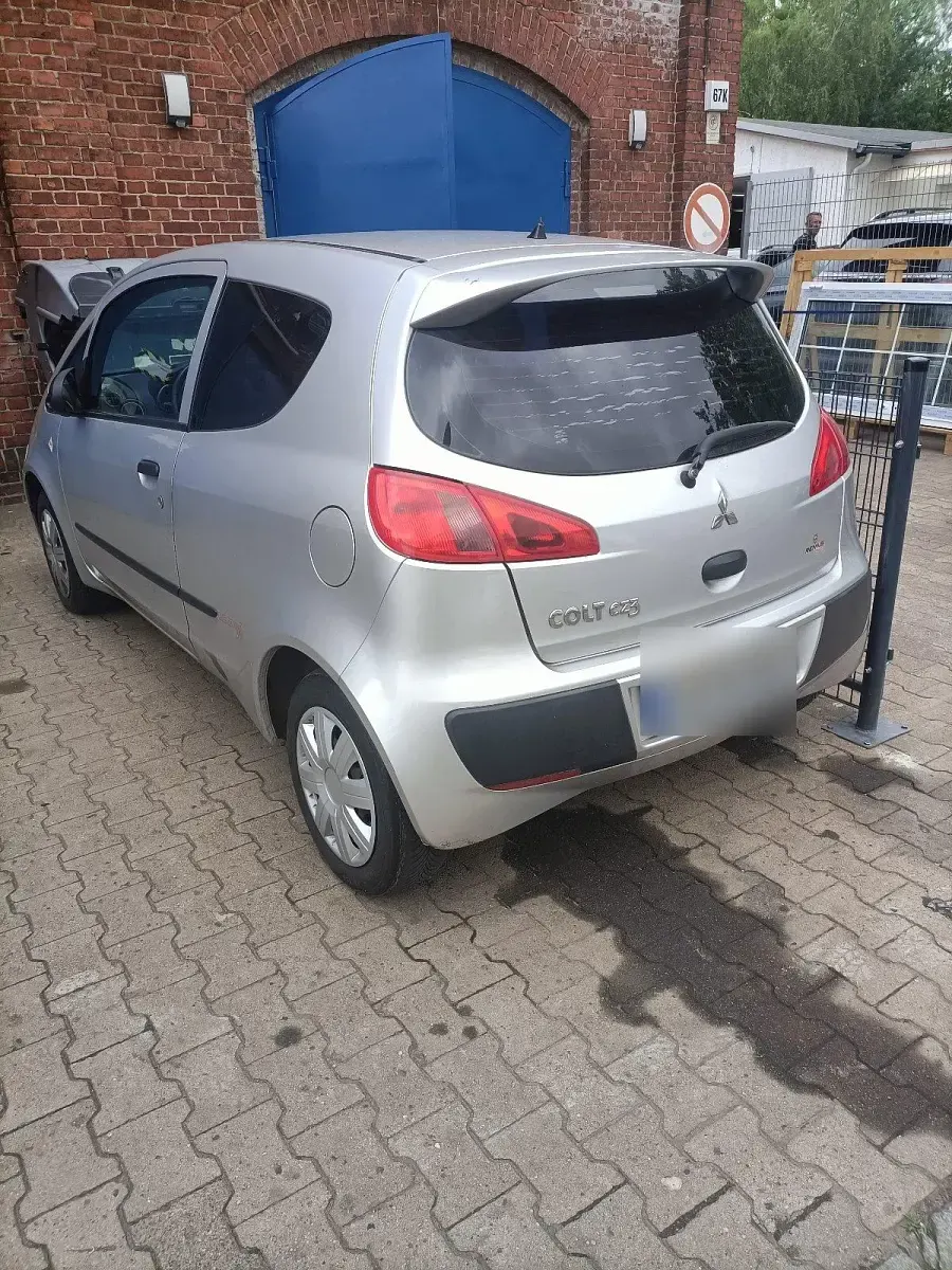 Gebraucht Mitsubishi Colt 90 PS (66 kW) 2006 Silber Kleinwagen