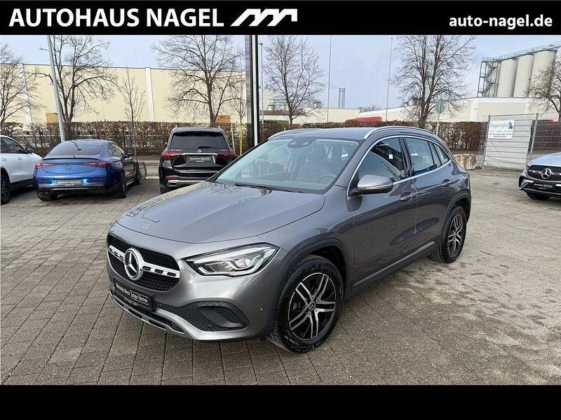 Gebraucht Mercedes GLA200 Progressive 163 PS (119 kW) 2020 Andere SUV