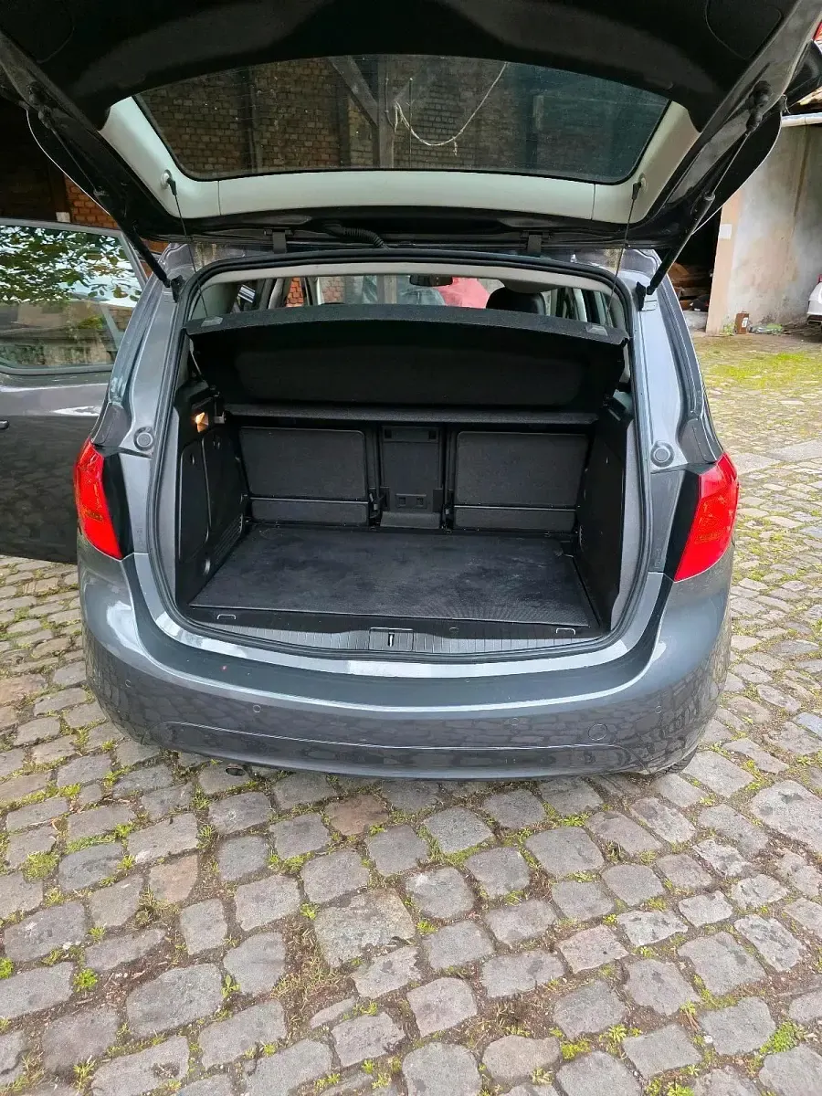 Gebraucht Opel Meriva 95 PS (69 kW) 2012 Grau Van / Kleinbus