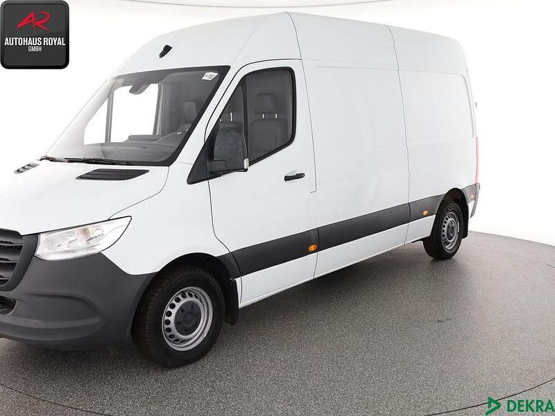 Weiß Gebraucht 2021 Mercedes Sprinter Van | 28.880 € (Guter Preis) - Bild 1/4