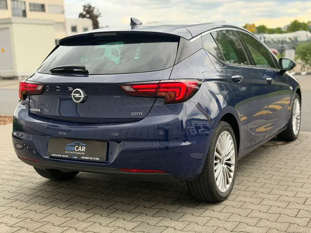 Gebraucht Opel Astra Dynamic 136 PS (100 kW) 2017 Blau Limousine