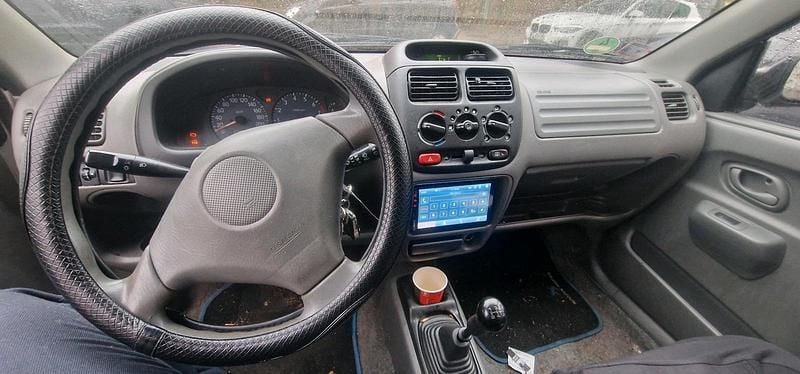 Gebraucht 2001 Suzuki Swift Kleinwagen | 700 € (Guter Preis) - Bild 1/4