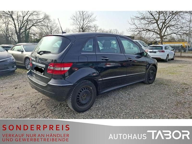 Gebraucht Mercedes B200 140 PS (102 kW) 2008 Schwarz Van / Kleinbus