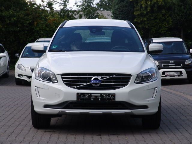 Gebraucht Volvo XC60 Kinetic 181 PS (133 kW) 2014 Weiß SUV
