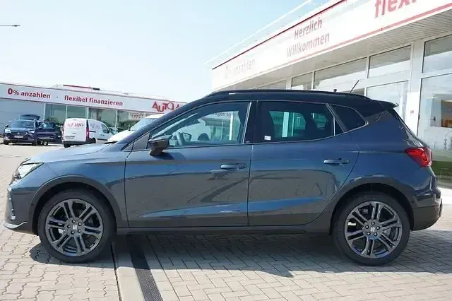 Neu Seat Arona FR 150 PS (110 kW) 2026 Schwarz SUV