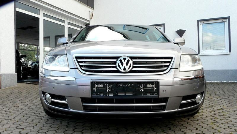 Gebraucht VW Phaeton Individual 239 PS (175 kW) 2010 Grau Limousine