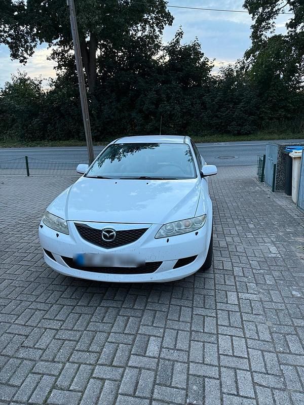 Weiß Gebraucht 2002 Mazda 6 Limousine | 1.800 € (Fairer Preis) - Bild 1/4