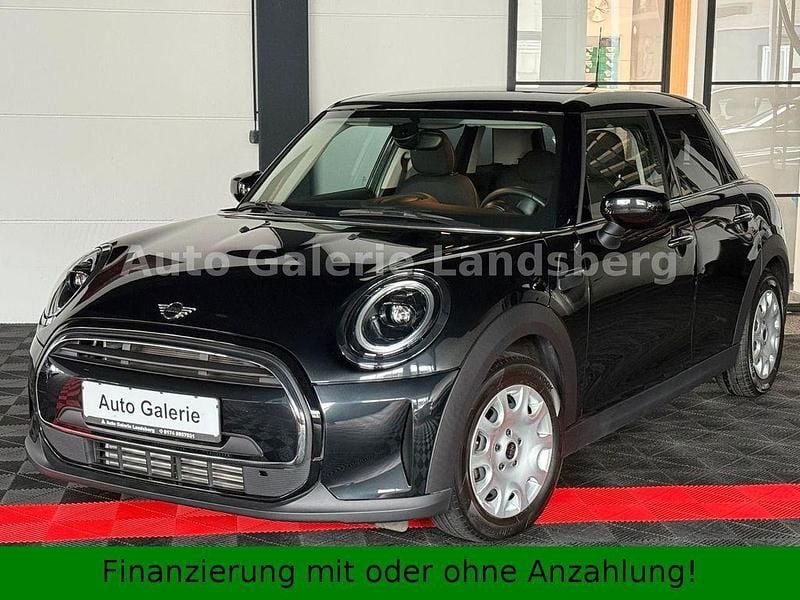 Schwarz Gebraucht 2022 Mini ONE Essential Kleinwagen | 18.990 € (Guter Preis) - Bild 1/4
