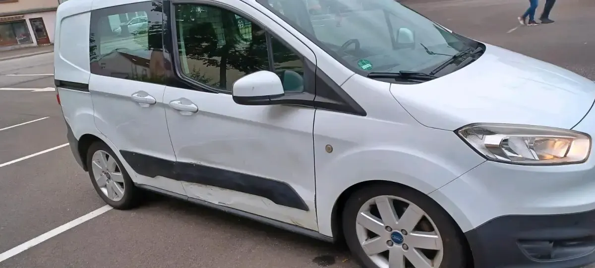 Używany Ford Transit 75 KM (55 kW) 2017 Biały Minivan