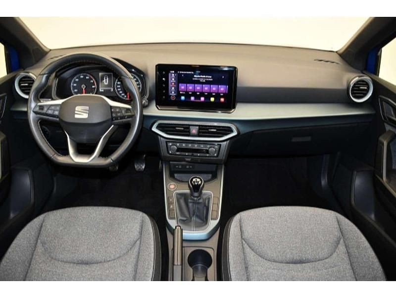 Gebraucht Seat Arona Xperience 110 PS (80 kW) 2022 Saphirblau/ mitternachtsschwar SUV