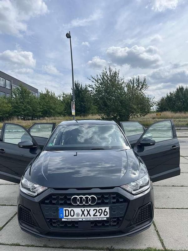 Grau Gebraucht 2019 Audi A1 Advanced Kleinwagen | 17.200 € (Guter Preis) - Bild 1/4