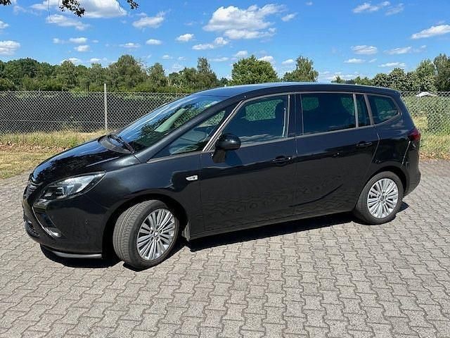 Schwarz Gebraucht 2016 Opel Zafira Tourer Edition Van / Kleinbus | 7.190 € (Fairer Preis) - Bild 1/4
