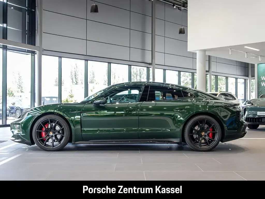 Gebraucht Porsche Taycan 4S 439 kW (598 PS) 2025 Gruen Limousine