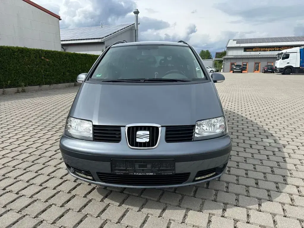 Gebraucht Seat Alhambra Reference 140 PS (102 kW) 2009 Grau Van / Kleinbus